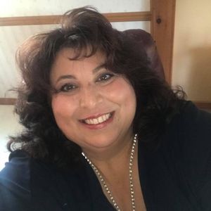 Meet your Posher, Janet